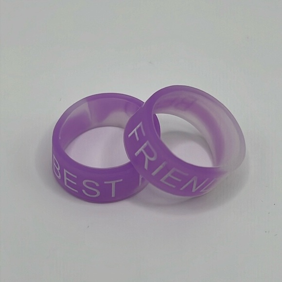 Silicone Ring Set BEST FRIEND Purple Stretch Rings - Picture 1 of 5